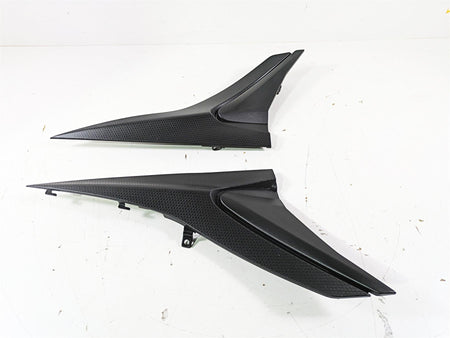 2021 Aprilia RS660 Under Seat Infill Cover Fairings 2B006645 L 2B006646 {{ shop.shopifyCountryName }} - Mototech271