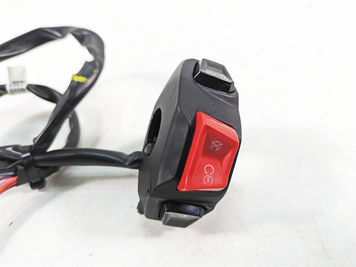 2021 Aprilia RS660 Right Hand Start Stop Control Switch 2D000550 {{ shop.shopifyCountryName }} - Mototech271