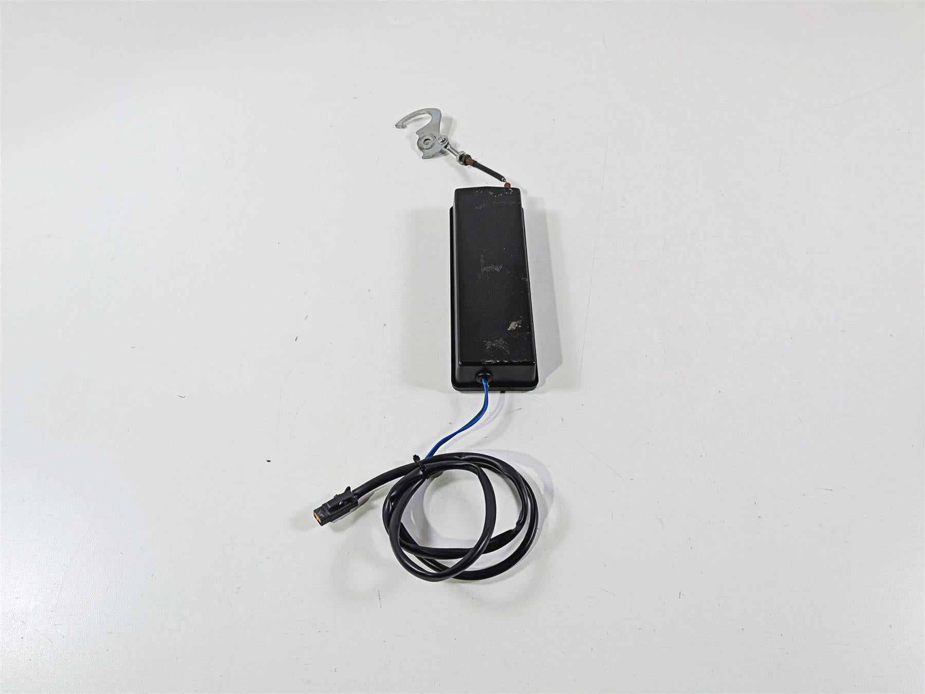 2011 Harley Touring FLHTCU CVO Electra Glide Saddlebag Lock Module 79165-07-Mototech271