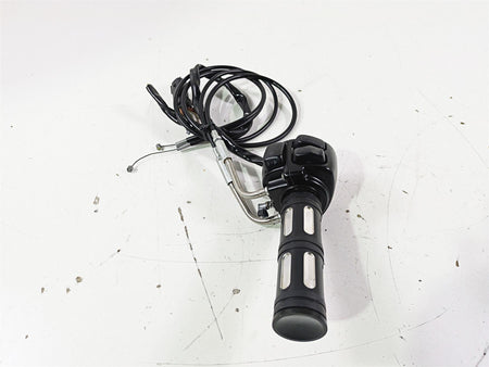 2012 Harley VRSCF Muscle V Rod Right Hand Control Switch - Read 71684-06A {{ shop.shopifyCountryName }} - Mototech271