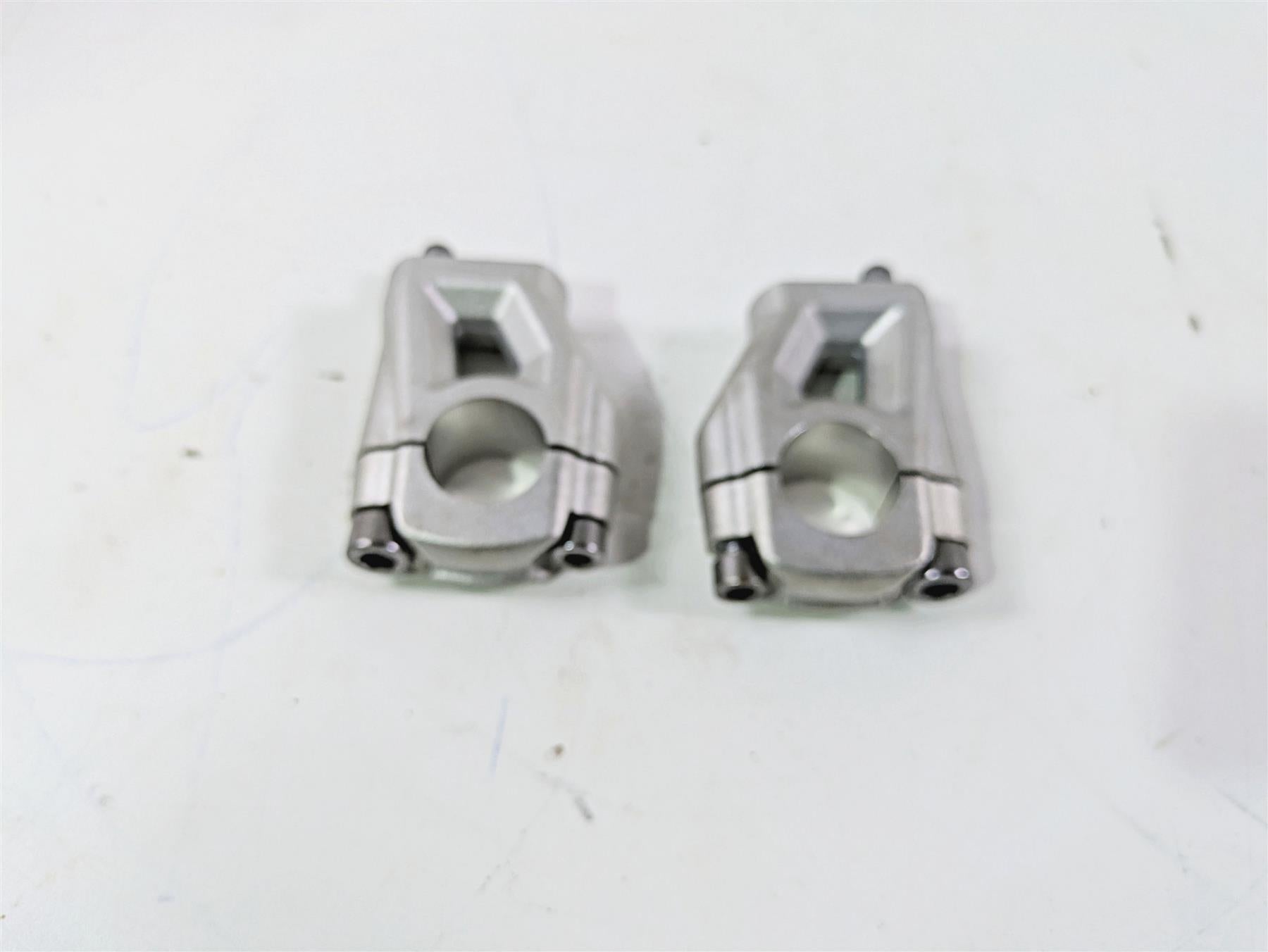 2013 Triumph Tiger 1215 Explorer Upper Lower Handlebar Riser Set T2040813 {{ shop.shopifyCountryName }} - Mototech271