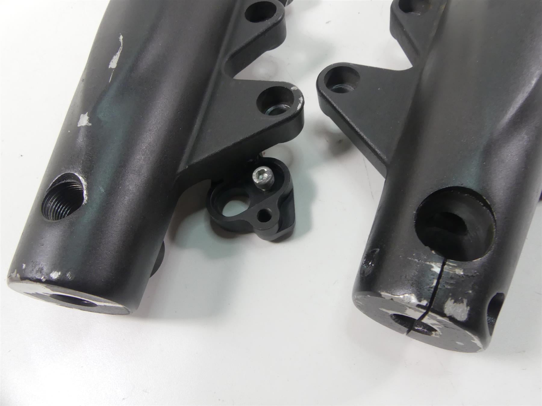2016 Indian Chief Dark Horse Front Lower Outer Fork Tube Set 5632891 5632892 {{ shop.shopifyCountryName }} - Mototech271