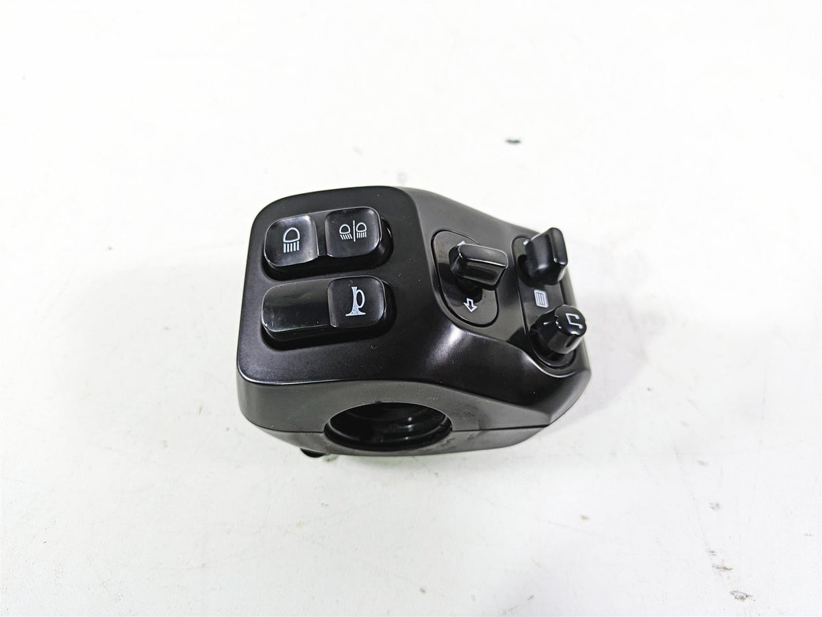 2018 Indian Chieftain Dark Horse Left Hand Control Switch 4016912 4018465 {{ shop.shopifyCountryName }} - Mototech271
