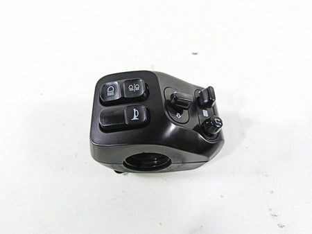 2018 Indian Chieftain Dark Horse Left Hand Control Switch 4016912 4018465 {{ shop.shopifyCountryName }} - Mototech271