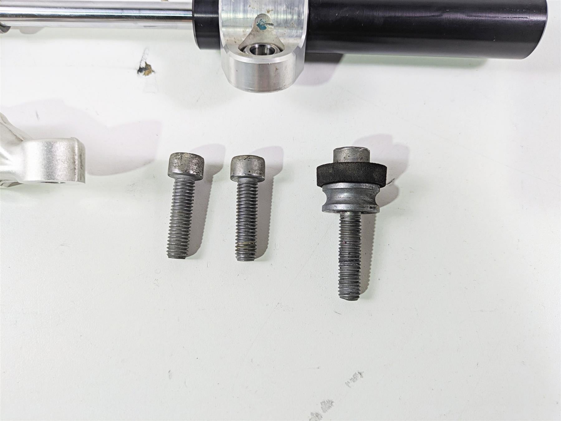 2018 BMW R nineT Urban GS K33 Steering Damper & Mounts 32768548757 {{ shop.shopifyCountryName }} - Mototech271