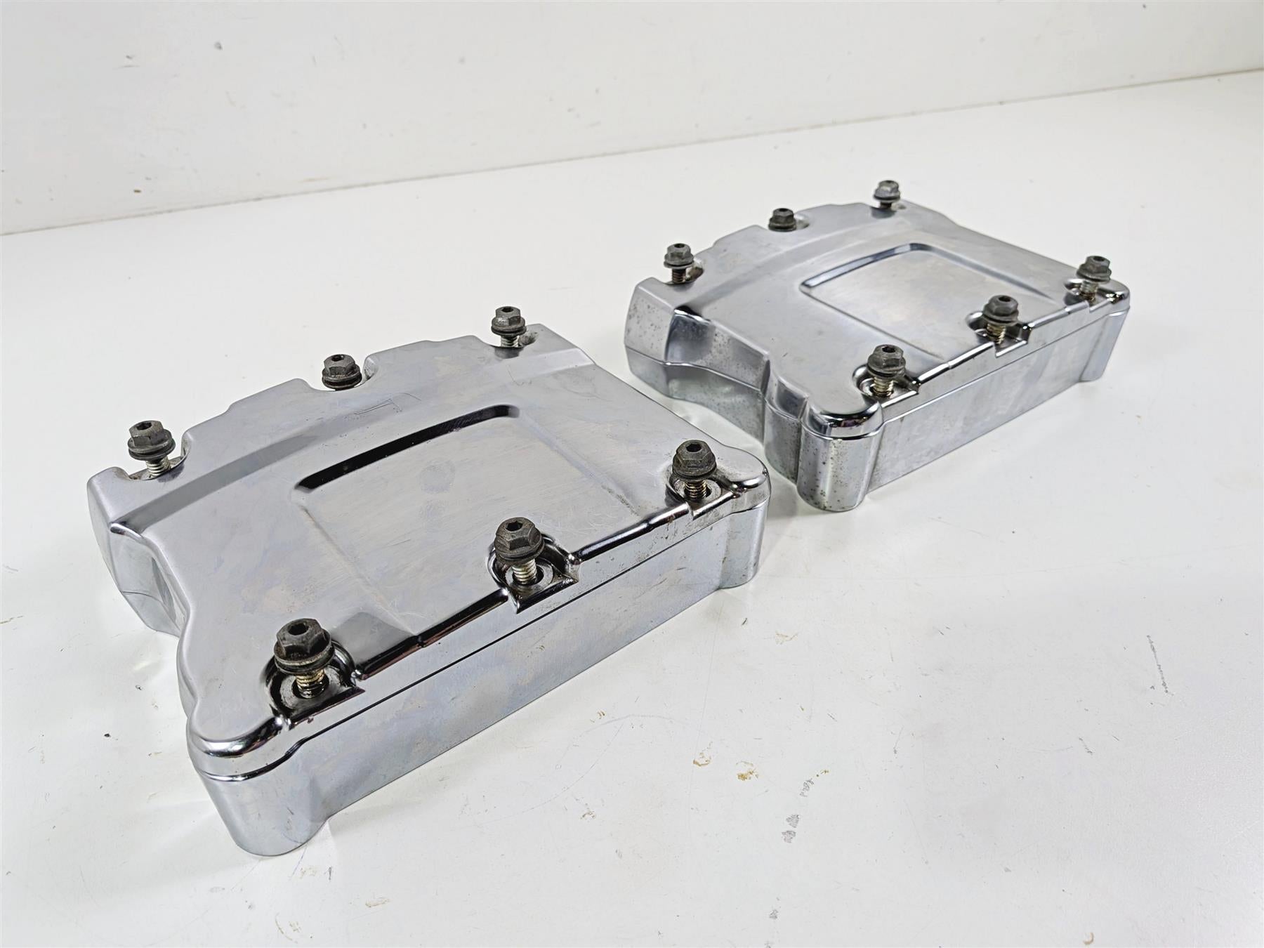 2012 Harley Softail FLSTF Fat Boy Chrome Rocker Box & Valve Cover Set 17543-99A {{ shop.shopifyCountryName }} - Mototech271