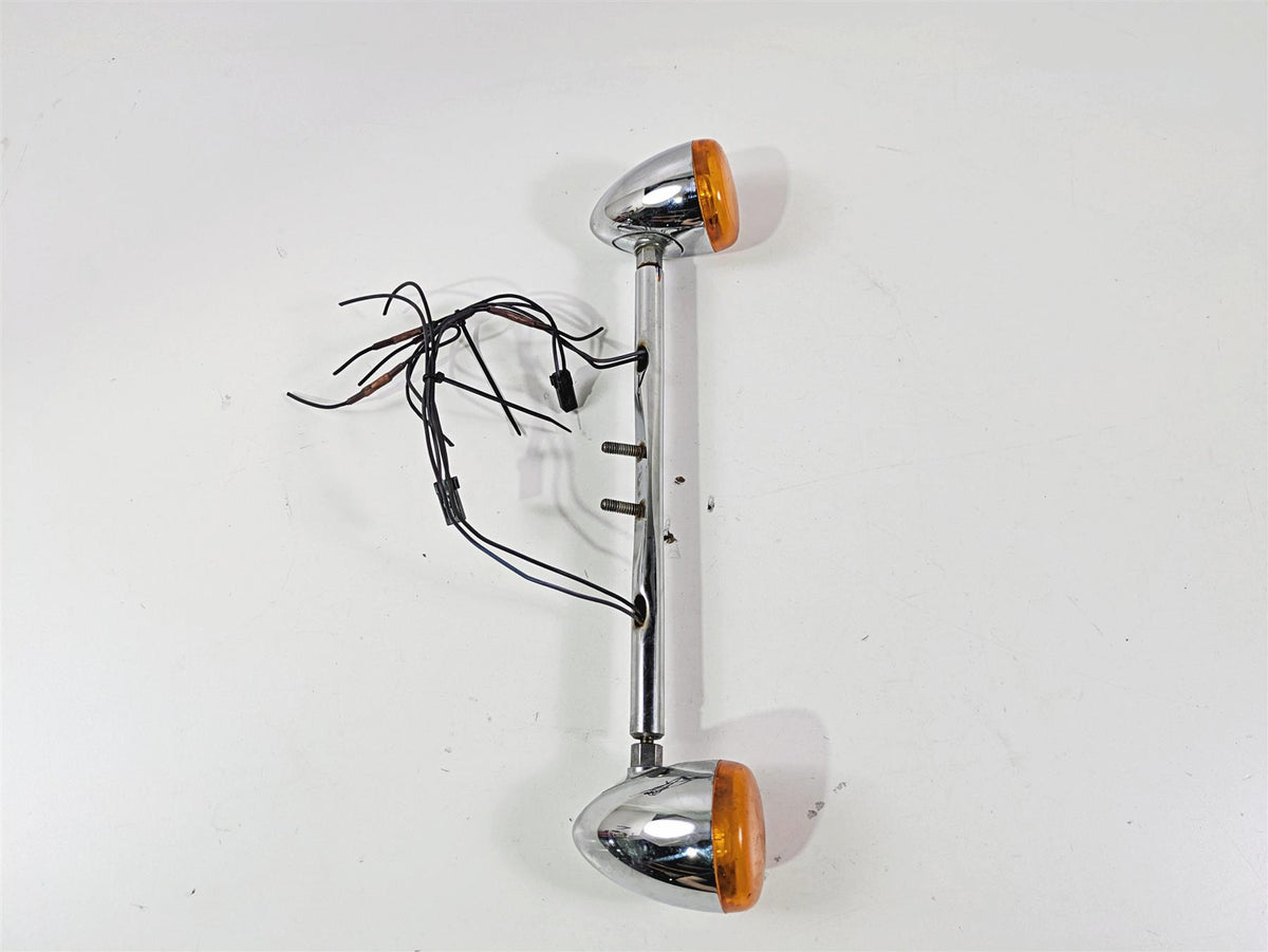 2007 Harley Sportster XL1200 C Rear Turn Signal Blinker & Bar Set 68977-00 {{ shop.shopifyCountryName }} - Mototech271