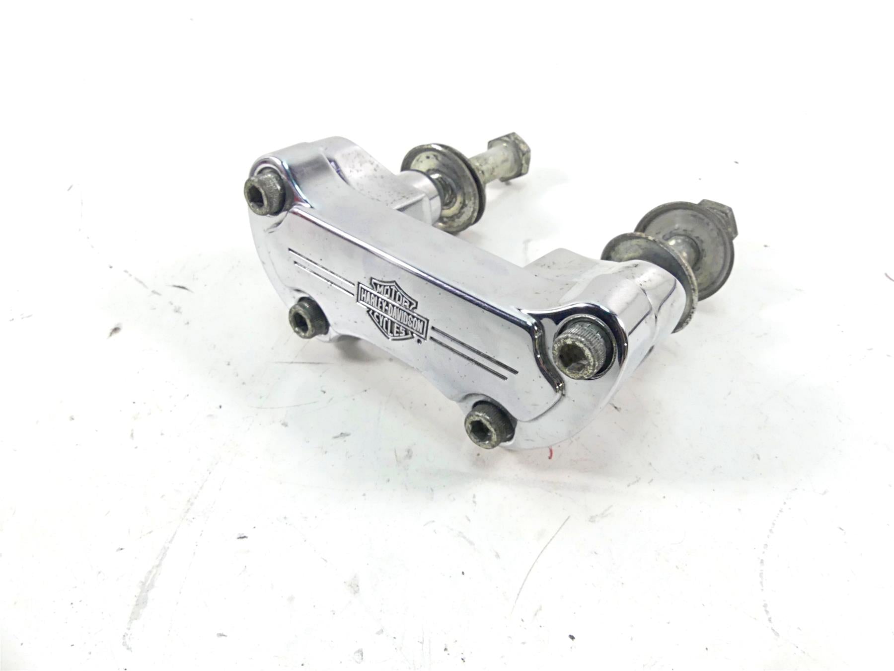 2002 Harley FLSTCI Softail Heritage Chrome Handlebar Holder Riser Set 56567-86B {{ shop.shopifyCountryName }} - Mototech271