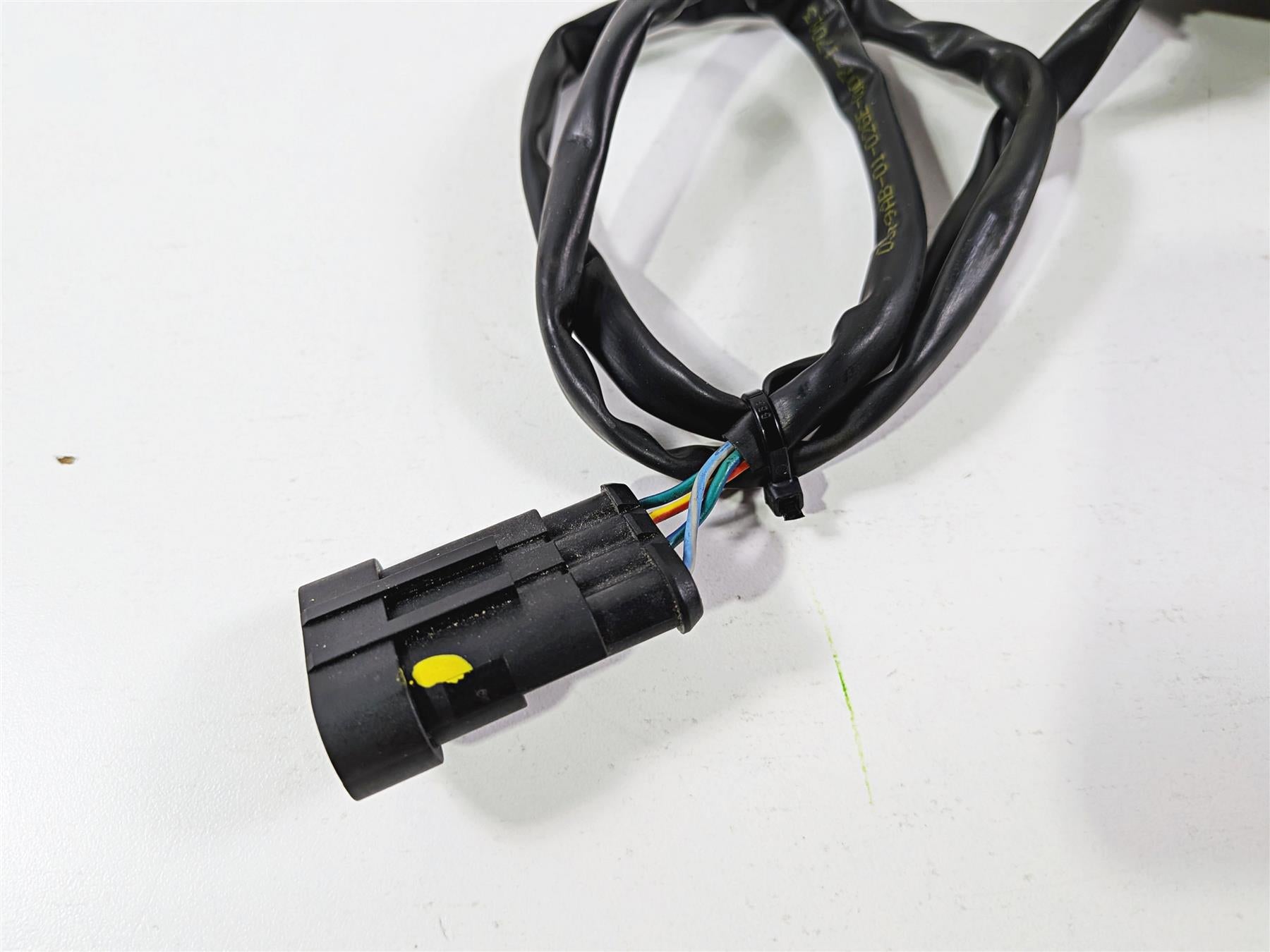 2014 Aprilia RSV4 RR Factory domino Right Hand Start Control Switch B045021 {{ shop.shopifyCountryName }} - Mototech271