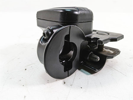 2009 Harley Touring FLHTCU Electra Glide Front Brake Master Cylinder 44551-08F {{ shop.shopifyCountryName }} - Mototech271