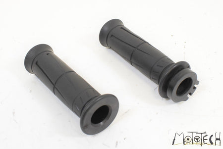 2015 Kawasaki ZX10R ZX10 R Ninja Grip SET 32099-0049 {{ shop.shopifyCountryName }} - Mototech271