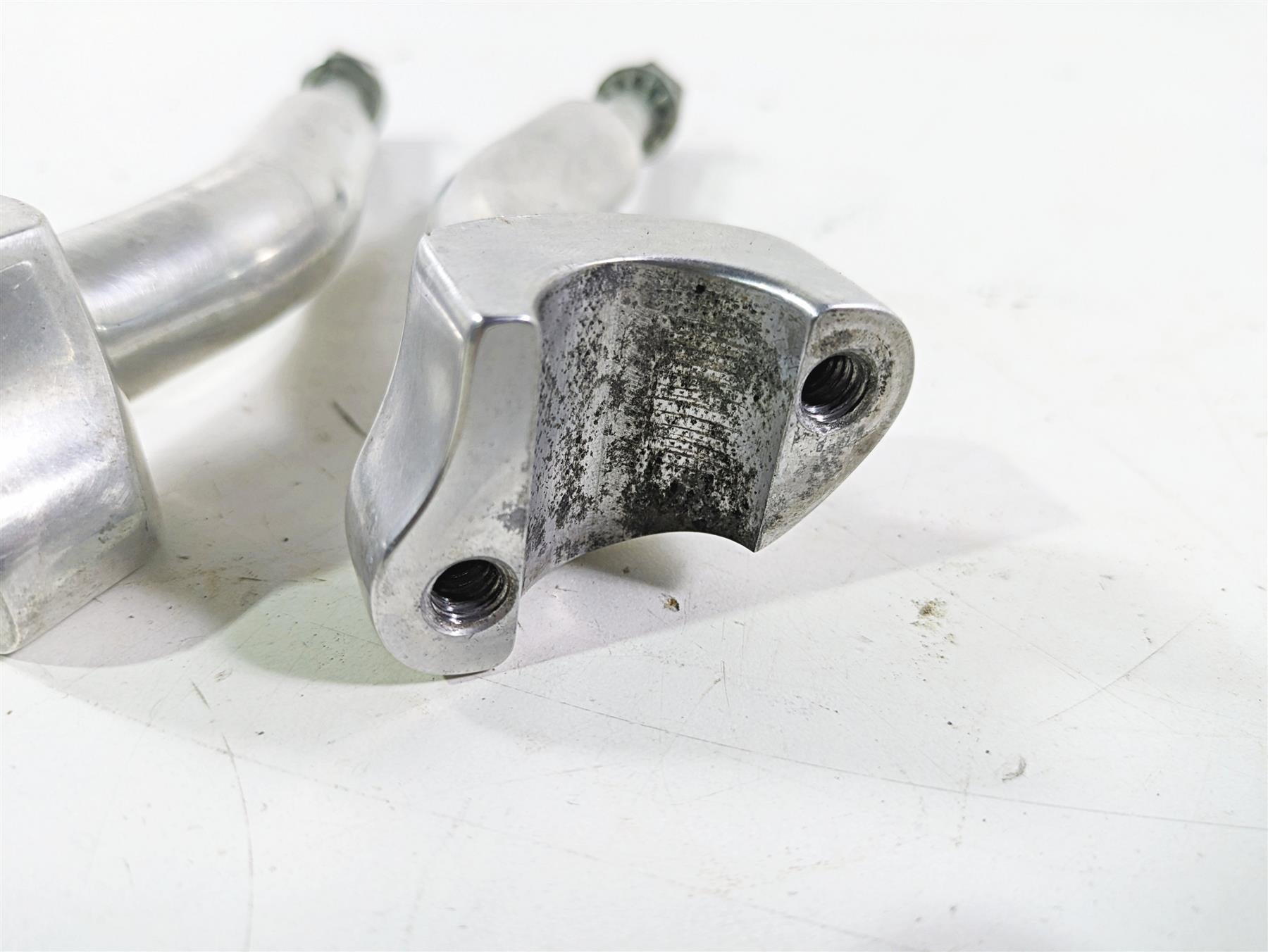 2003 Harley Dyna FXDL Low Rider 100TH 4" Pullback Handle Bar Riser Set 56122-77 {{ shop.shopifyCountryName }} - Mototech271