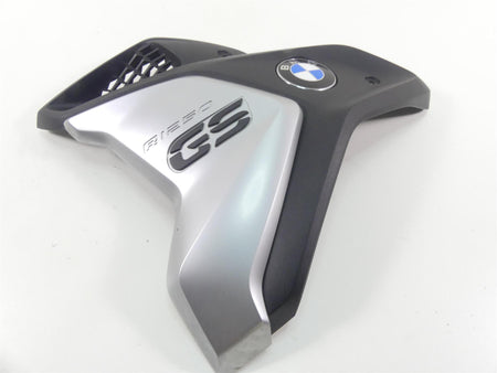 2019 BMW R1250GS K50 Left Side Intake Fairing & Emblem 46638556655 46638392881 {{ shop.shopifyCountryName }} - Mototech271