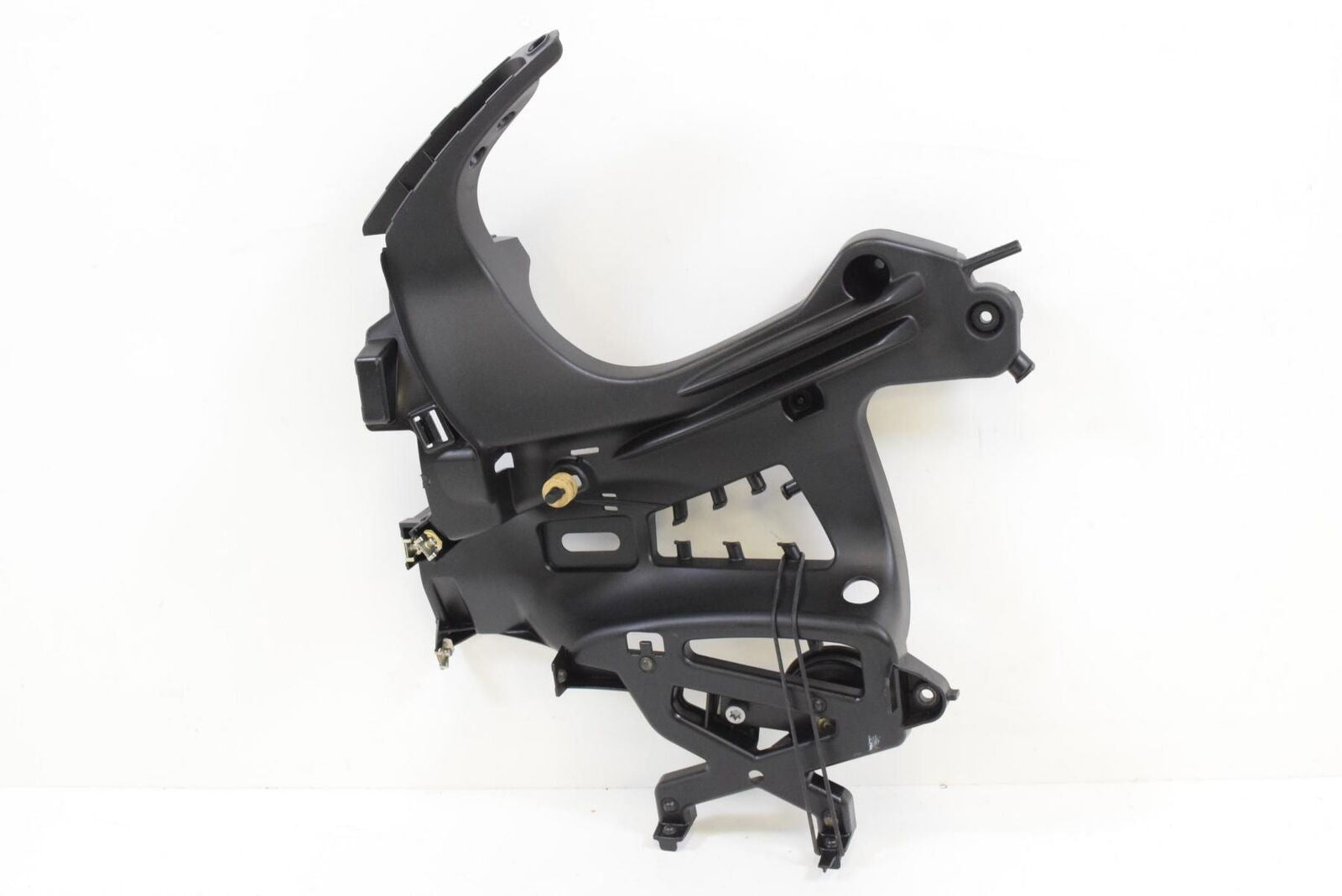 06 BMW K1200S K1200 S K40 Left Front Panel Stay Headlight Bracket 4663767776102