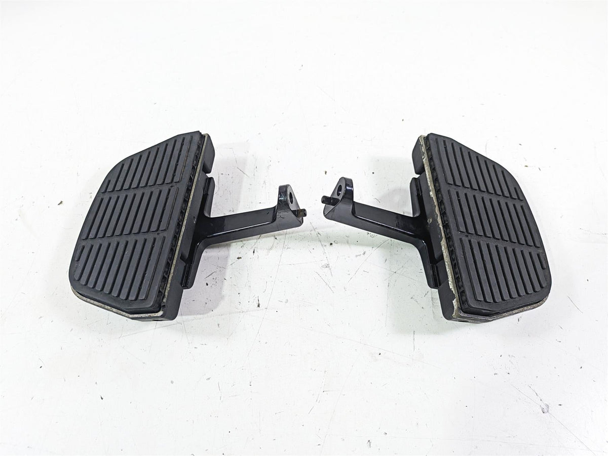 2003 Harley Touring FLHTCUI 100TH E-Glide Passenger Floor Board Set 52719-93B {{ shop.shopifyCountryName }} - Mototech271