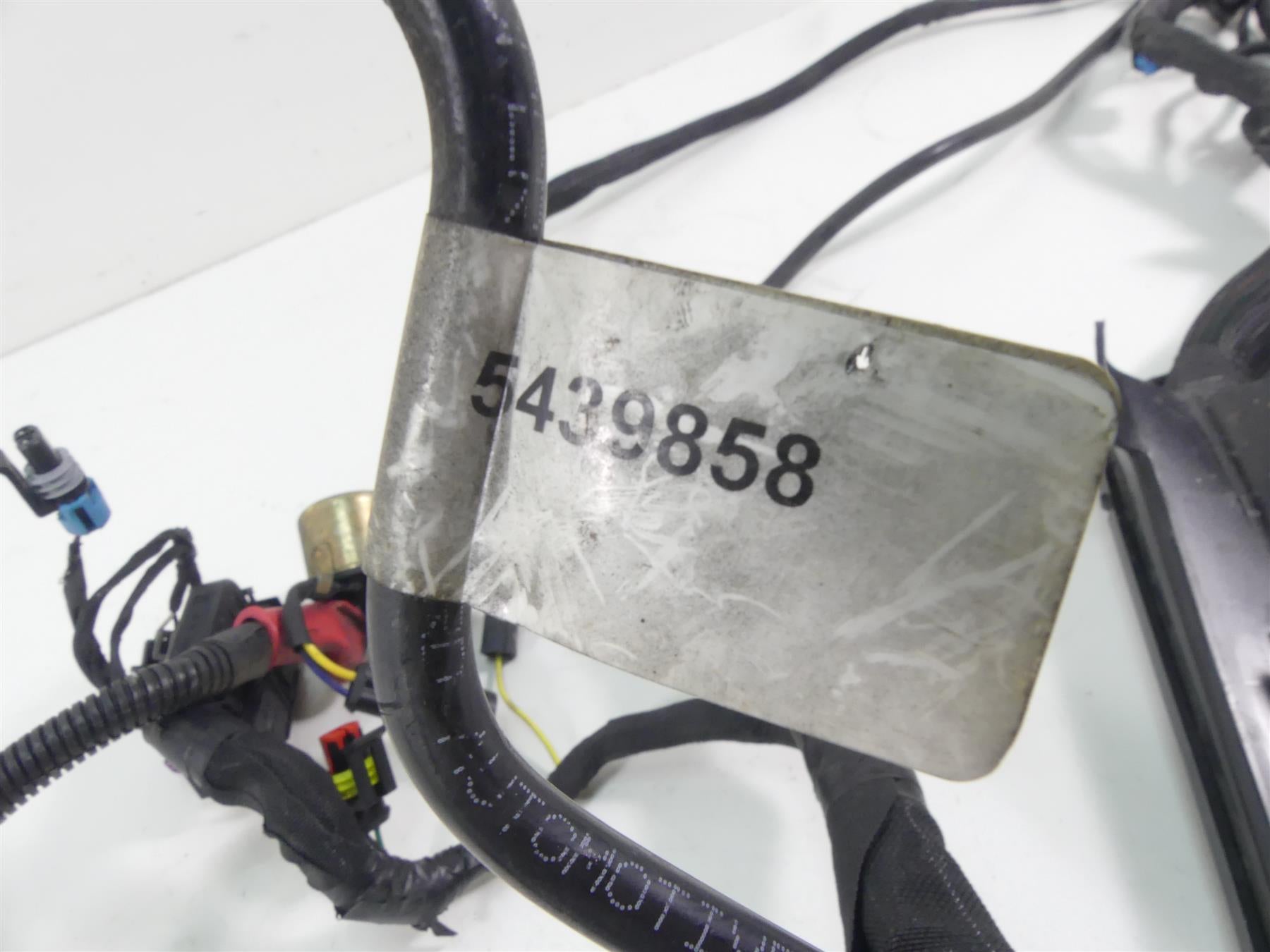 2016 Indian Chieftain Dark Horse Main Wiring Harness Loom - No Cuts 2412300 {{ shop.shopifyCountryName }} - Mototech271