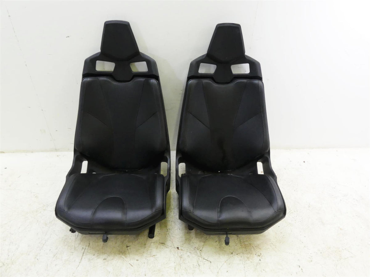 2018 Can Am Maverick X3 Turbo STD Driver Rider Passenger Seat Set 708002065 {{ shop.shopifyCountryName }} - Mototech271