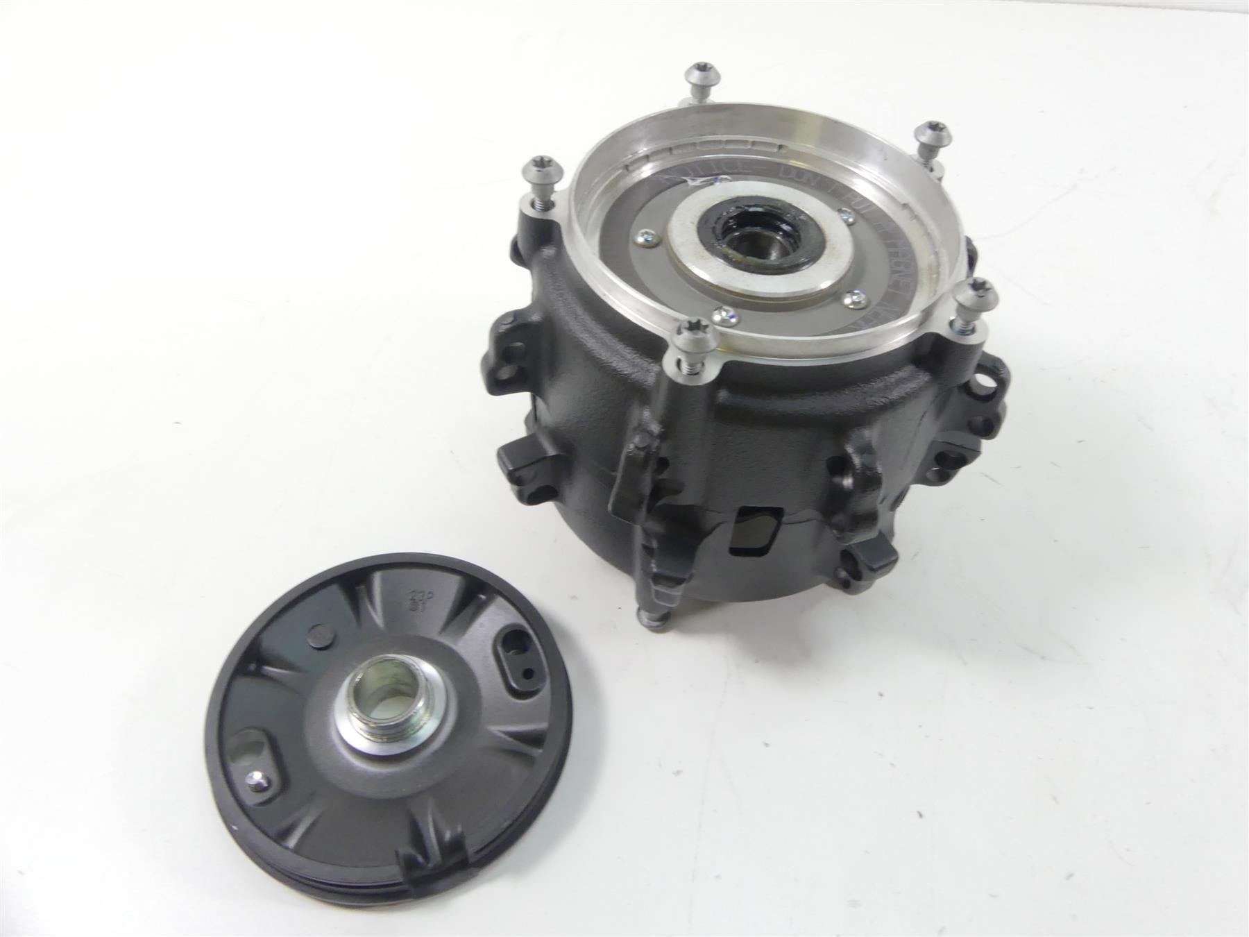 2017 Yamaha XT1200Z Super Tenere Front Wheel Rim Hub 23P-25111-00-00 {{ shop.shopifyCountryName }} - Mototech271