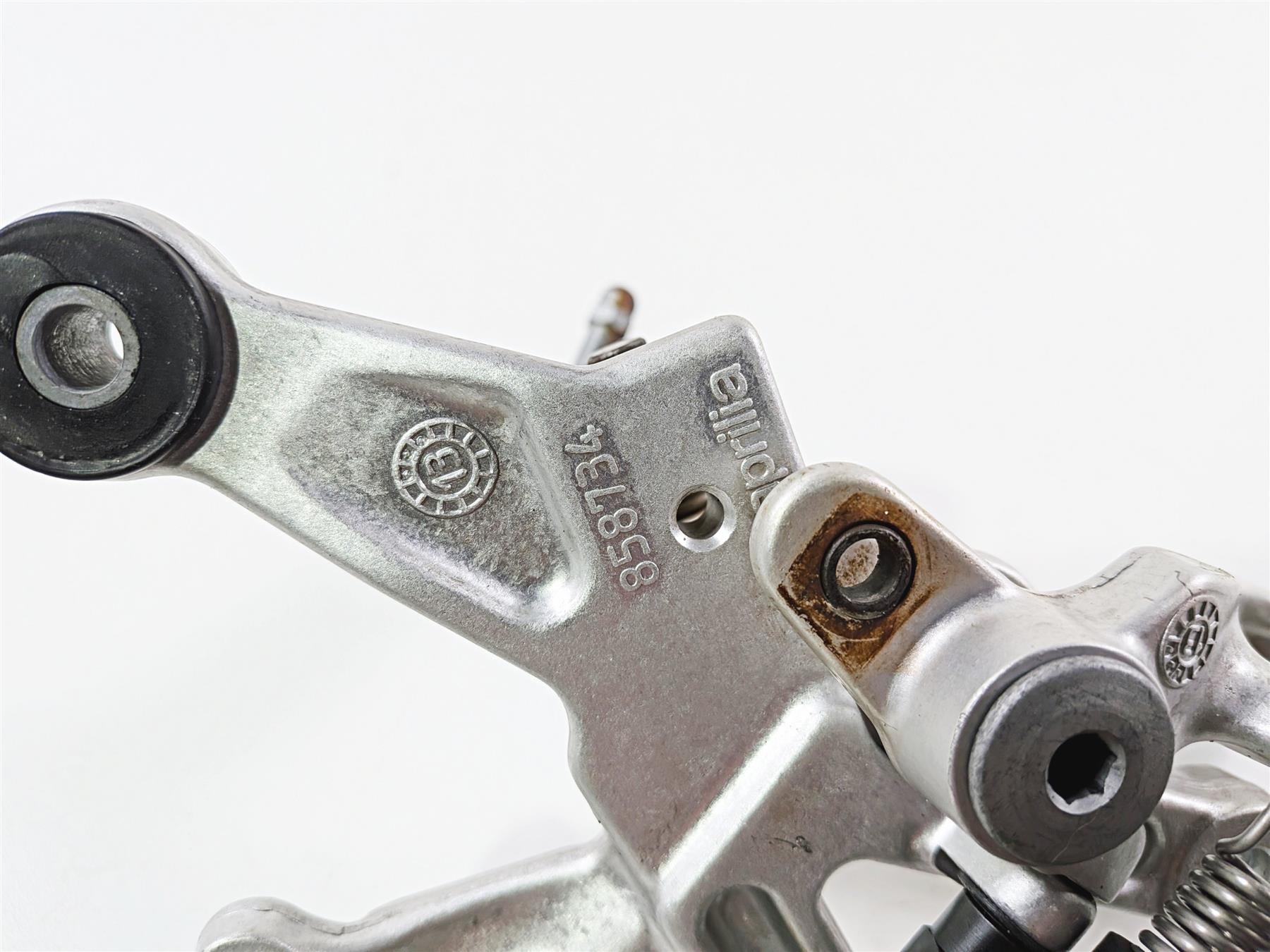 2014 Aprilia RSV4 RR Factory Right Front Foot Peg & Brake Pedal 858786 858785 {{ shop.shopifyCountryName }} - Mototech271