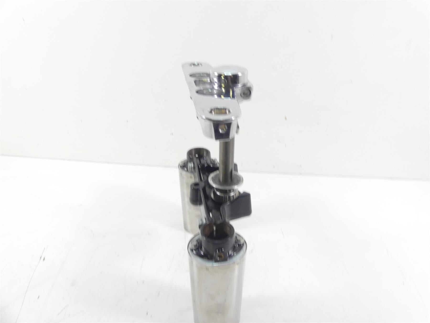 2017 Harley FLS Softail Slim Upper & Lower Triple Tree Set 45456-86B 45605-00A {{ shop.shopifyCountryName }} - Mototech271