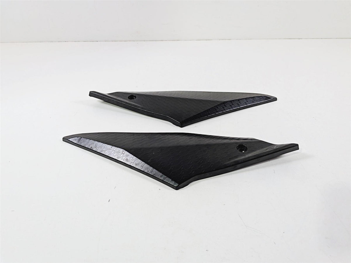 2016 Yamaha YZF R1 RN32 Left Right Gas Tank Cover Fairing 2CR-24129-00 {{ shop.shopifyCountryName }} - Mototech271
