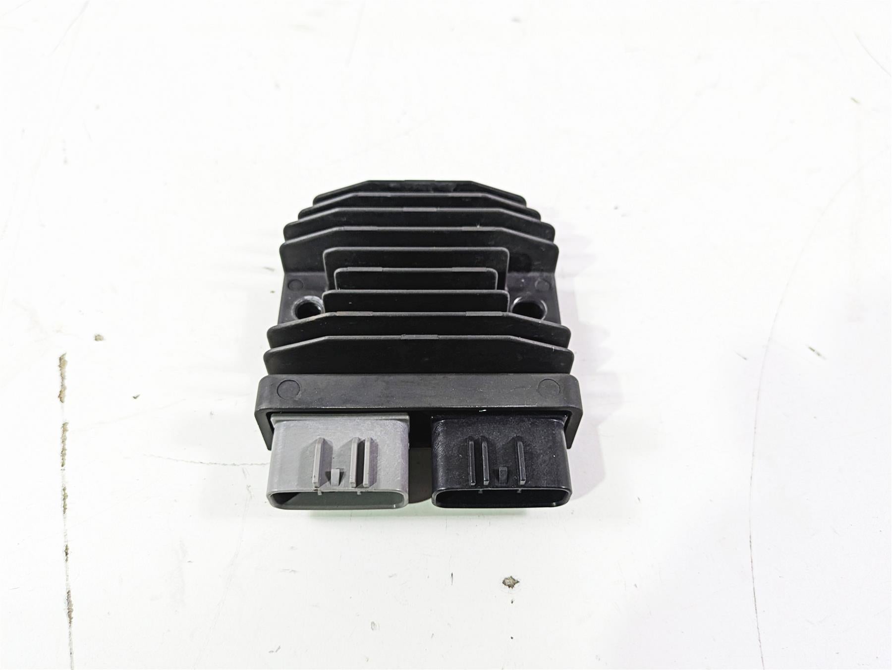 2022 KTM 1290 Super Adventure S Rectifier Voltage Regulator 61911034000 FH027BB {{ shop.shopifyCountryName }} - Mototech271