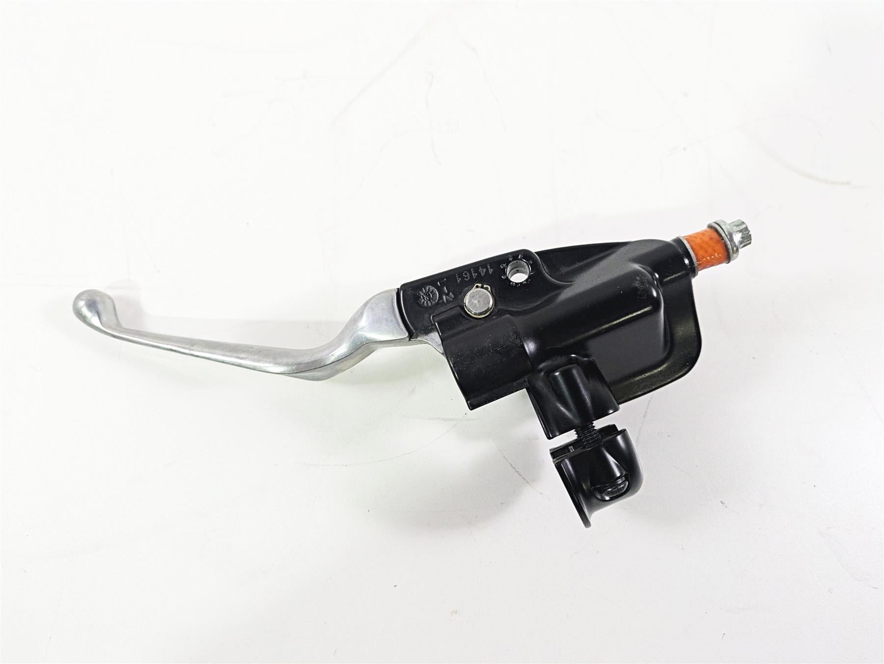 1996 Harley Touring FLHTCUI Electra Glide Front Brake Master Cylinder 41700737 {{ shop.shopifyCountryName }} - Mototech271