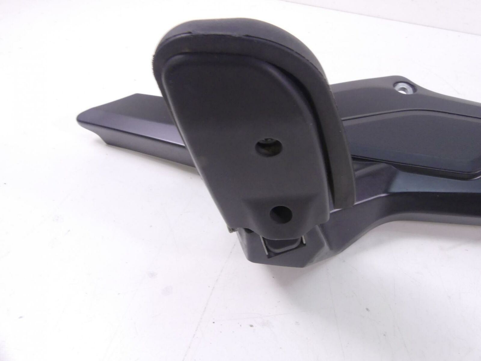 2018 BMW K1600 Bagger Right Side Footpeg Foot Peg Brake Pedal Set 46718559650 {{ shop.shopifyCountryName }} - Mototech271