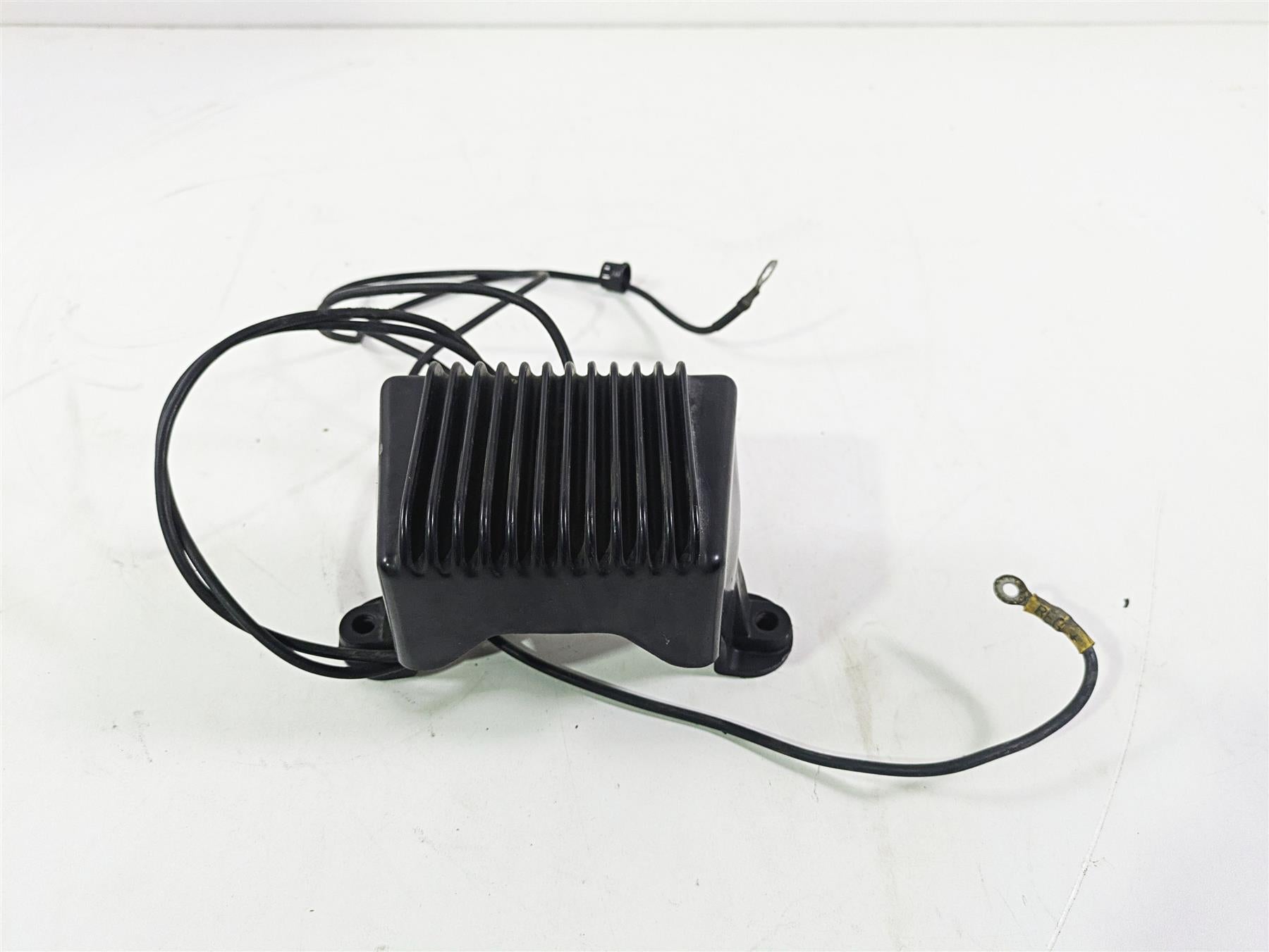 1996 Harley Touring FLHTCUI Electra Glide Rectifier Voltage Regulator 74505-95A {{ shop.shopifyCountryName }} - Mototech271