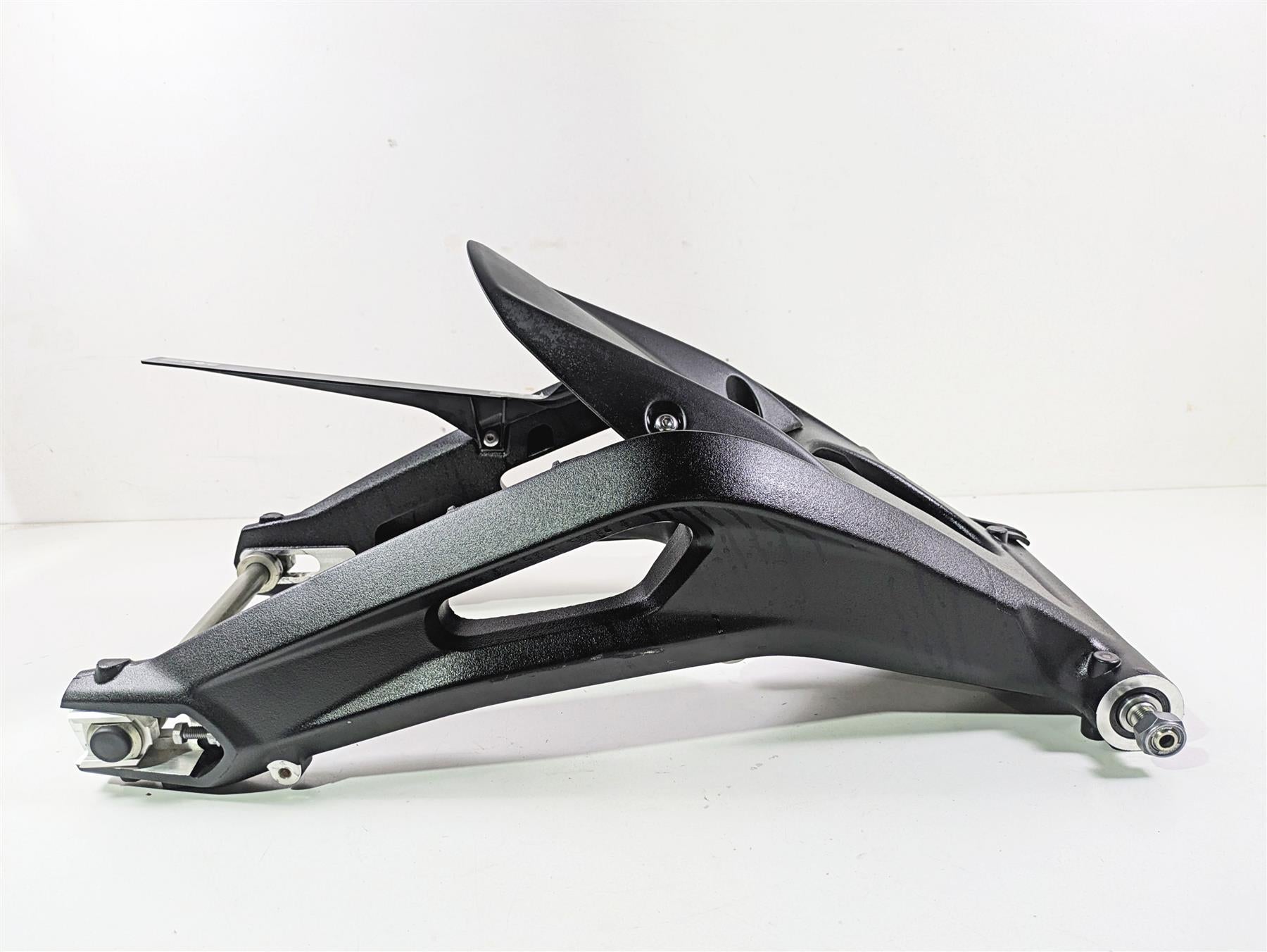2024 Triumph Street Triple 765 R Rear Swingarm Swing Arm T2050274 {{ shop.shopifyCountryName }} - Mototech271