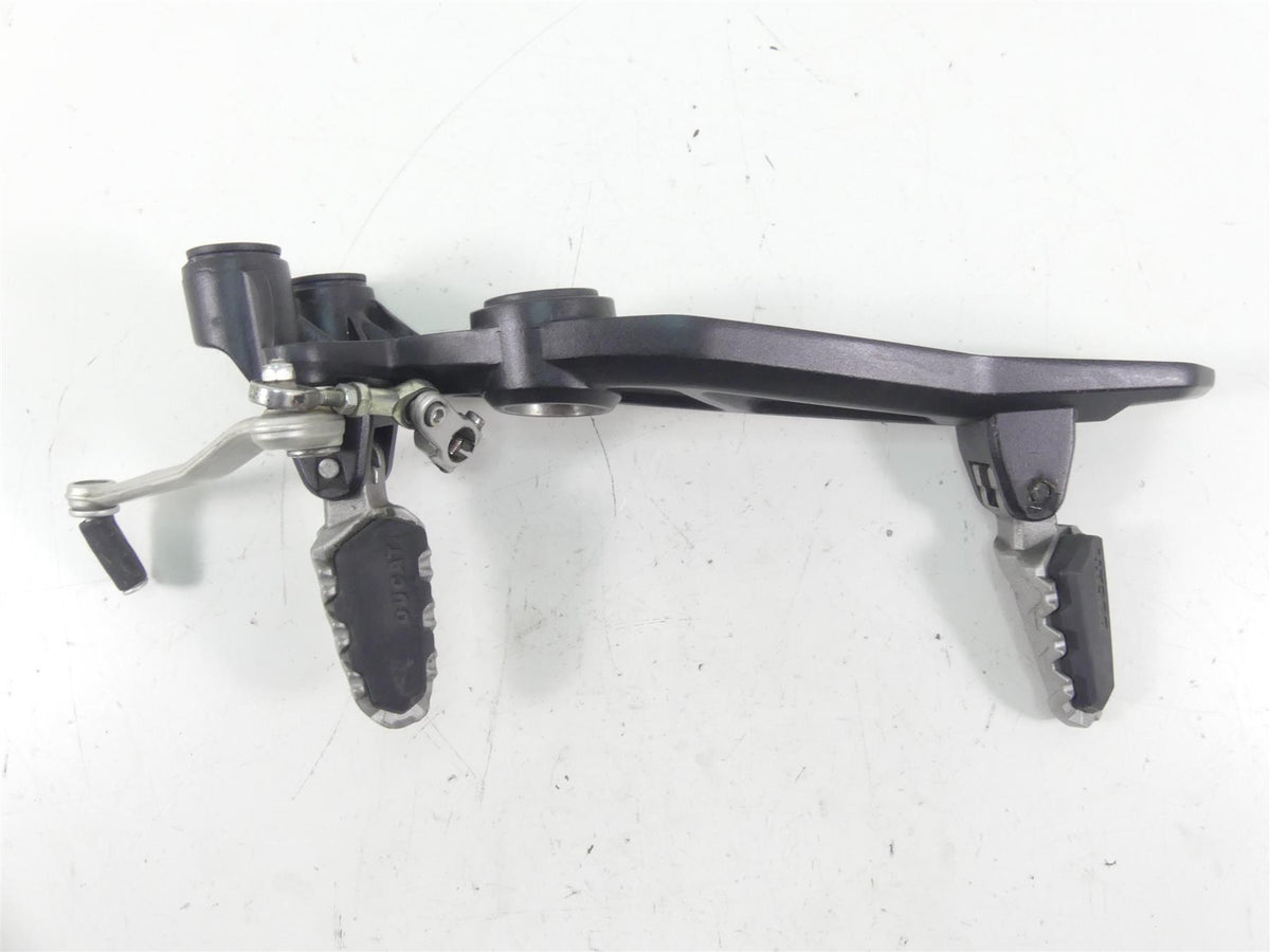 2018 Ducati Hypermotard 939 SP Left Footpegs + Mount & Shifter 82412111AA {{ shop.shopifyCountryName }} - Mototech271