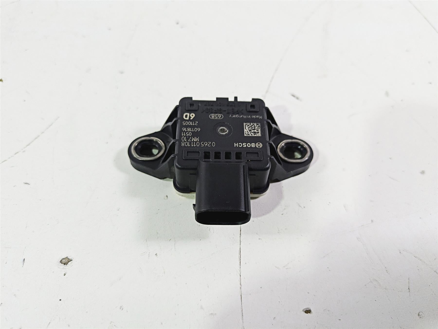 2022 KTM 1290 Super Adventure S Fall Lean Angle Sensor Bosch 61542090000 {{ shop.shopifyCountryName }} - Mototech271