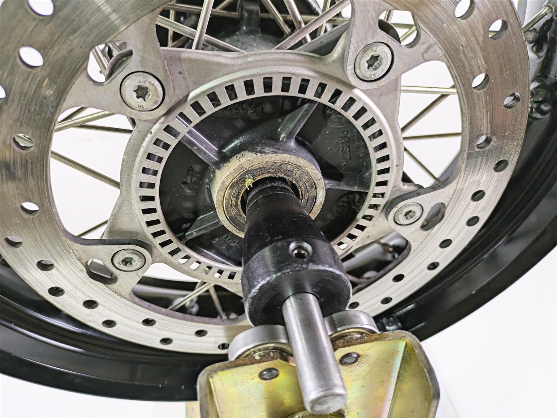 2017 BMW F800GS Adv K75 17x4.25 Rear Wheel Rim - Runout 36317719727 36318564177 {{ shop.shopifyCountryName }} - Mototech271
