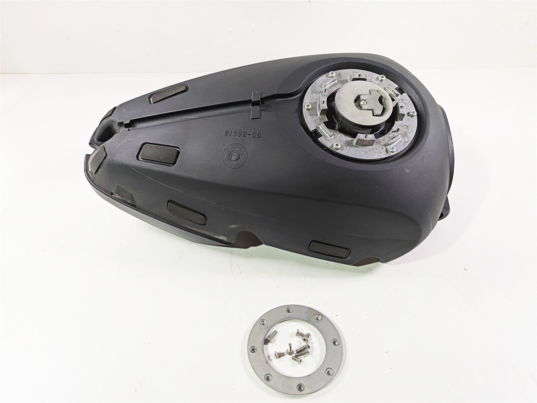 2009 Harley XR1200 Sportster Plastic Fuel Gas Petrol Tank 61392-08 {{ shop.shopifyCountryName }} - Mototech271
