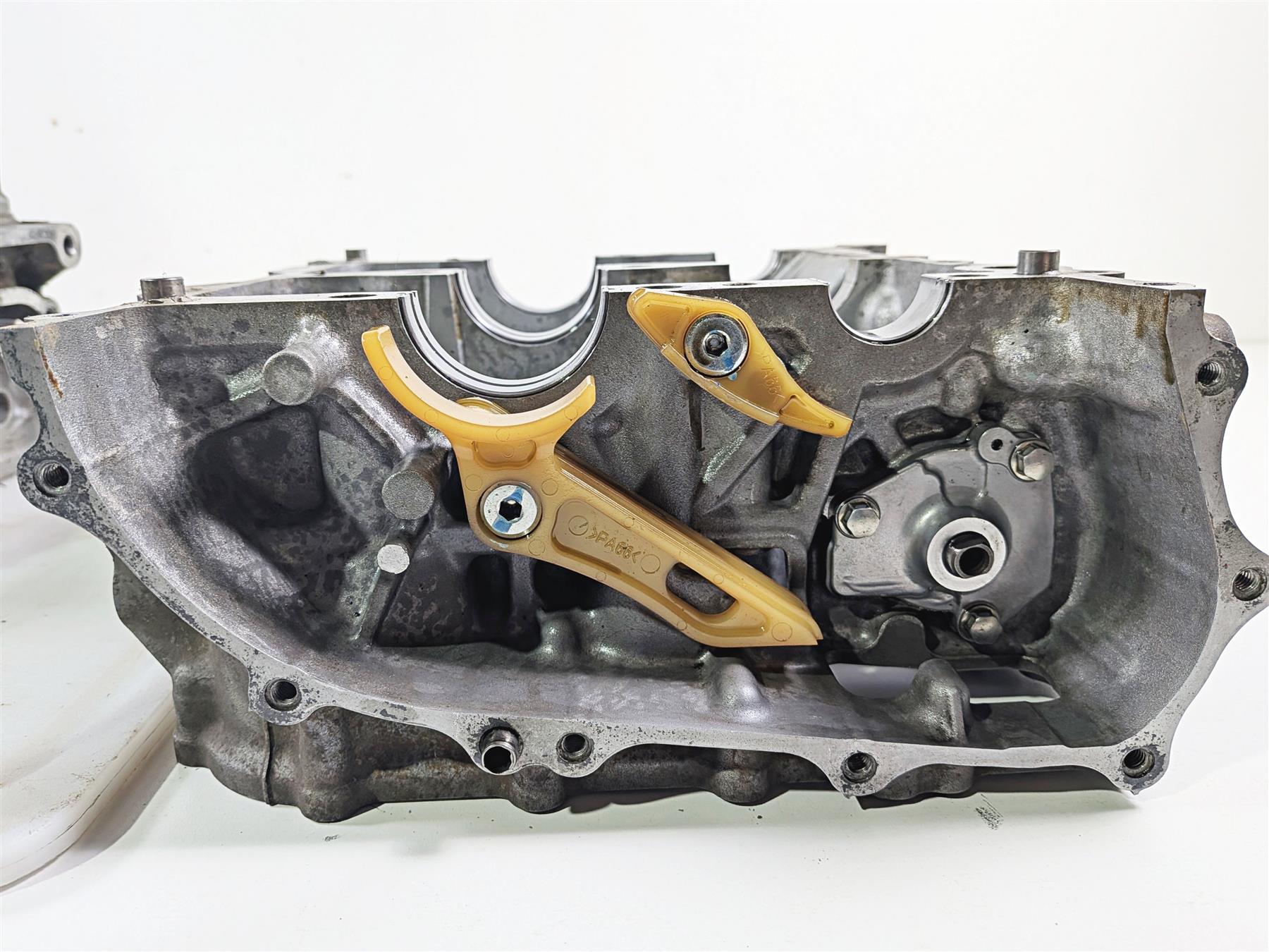 2022 Kawasaki Teryx KRX KRF 1000 SE Crankcase + Pistons & Oil Pan 14101-0042 {{ shop.shopifyCountryName }} - Mototech271