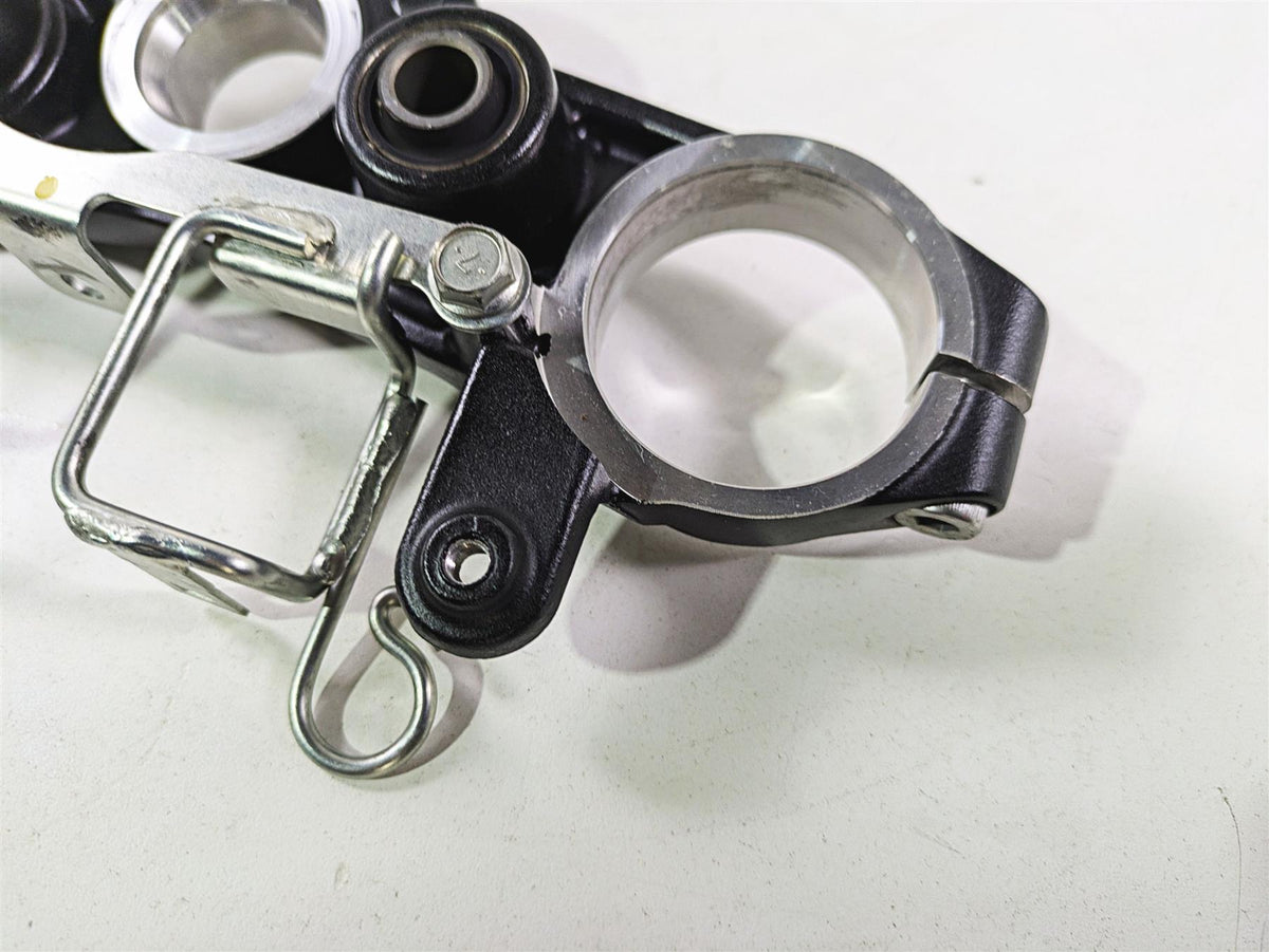 2021 Kawasaki Z900 ZR900 Upper Triple Tree Steering Clamp 44039-0167-18R {{ shop.shopifyCountryName }} - Mototech271
