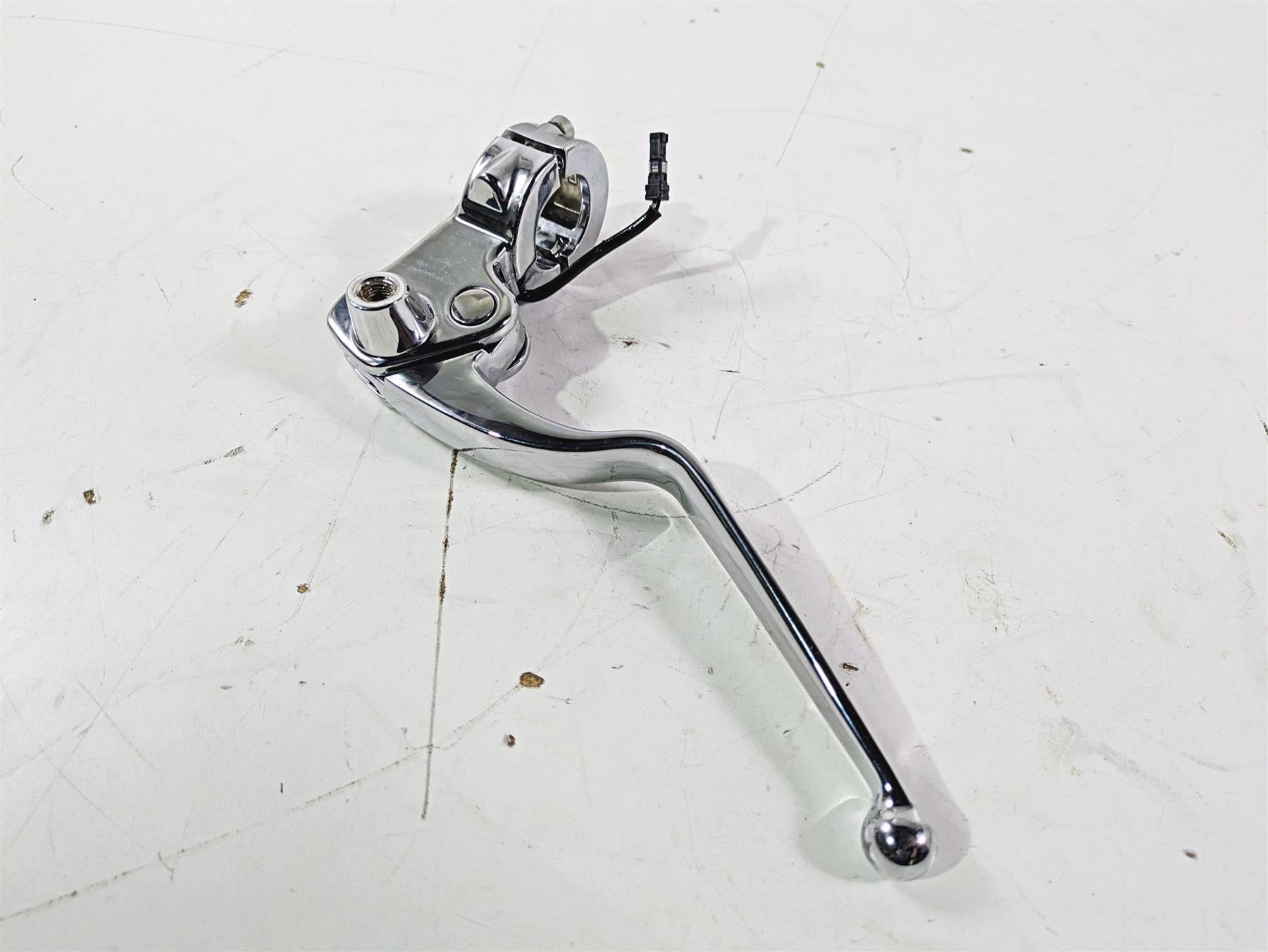 2019 Indian Chieftain Limited Chrome Clutch Perch & Lever 1327351 1323612 {{ shop.shopifyCountryName }} - Mototech271