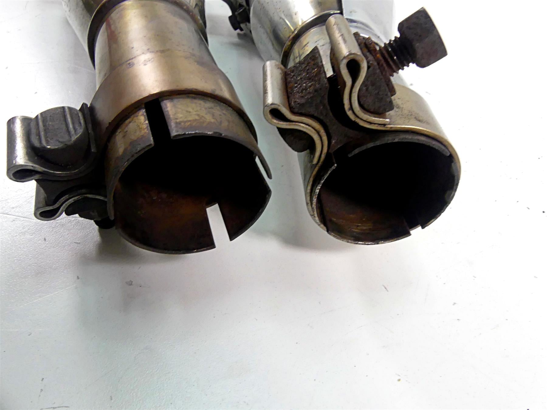 2002 Harley FLSTCI Softail Heritage Screamin Eagle Slash Cut Slip On Pipe Set {{ shop.shopifyCountryName }} - Mototech271