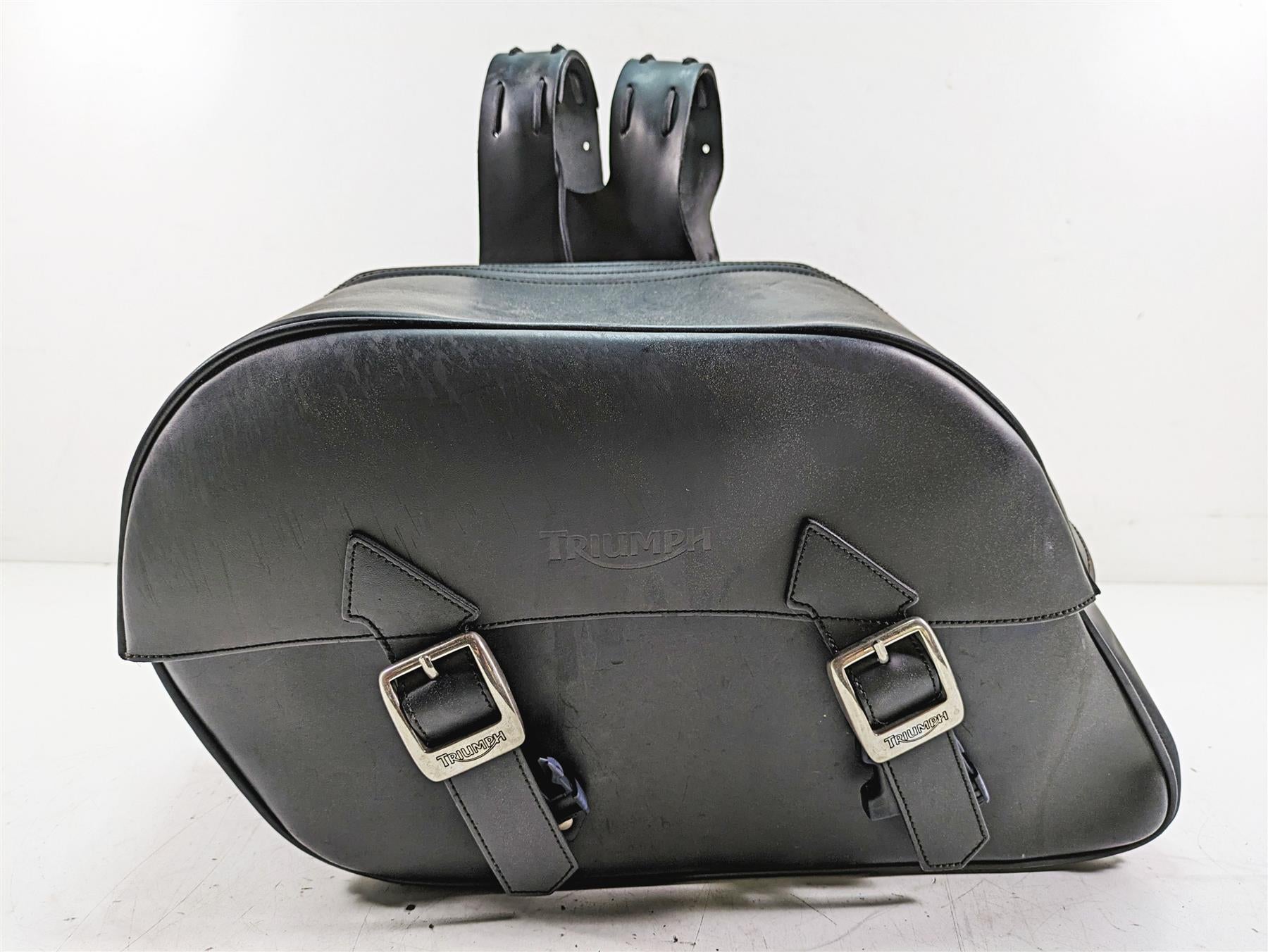 2011 Triumph America Large Saddlebag Saddle Bags Set A9520019 {{ shop.shopifyCountryName }} - Mototech271