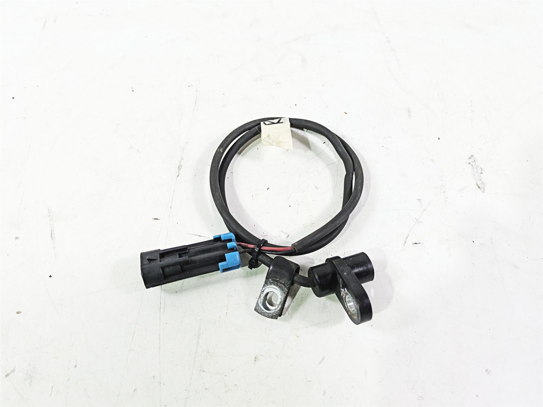 2018 Indian Chieftain Limited Rear Abs Wheel Speed Sensor 4014216 {{ shop.shopifyCountryName }} - Mototech271