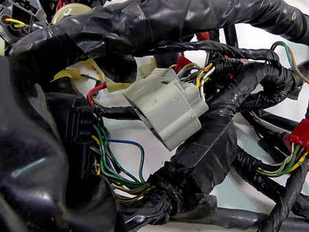 2002 Honda VTX1800 R Wiring Harness Loom - No Cuts 32100-MCV-670 {{ shop.shopifyCountryName }} - Mototech271