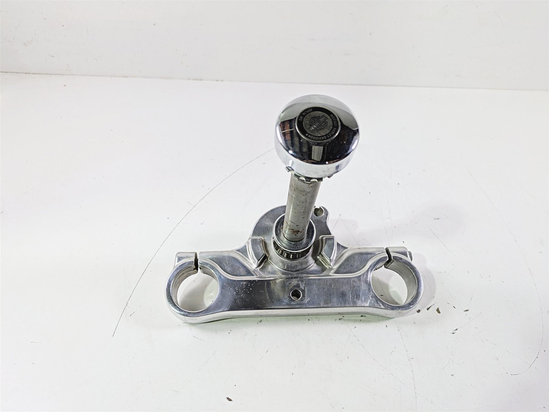 2011 Harley FXDC Dyna Super Glide Lower Triple Tree Clamp 49mm 45867-08 {{ shop.shopifyCountryName }} - Mototech271