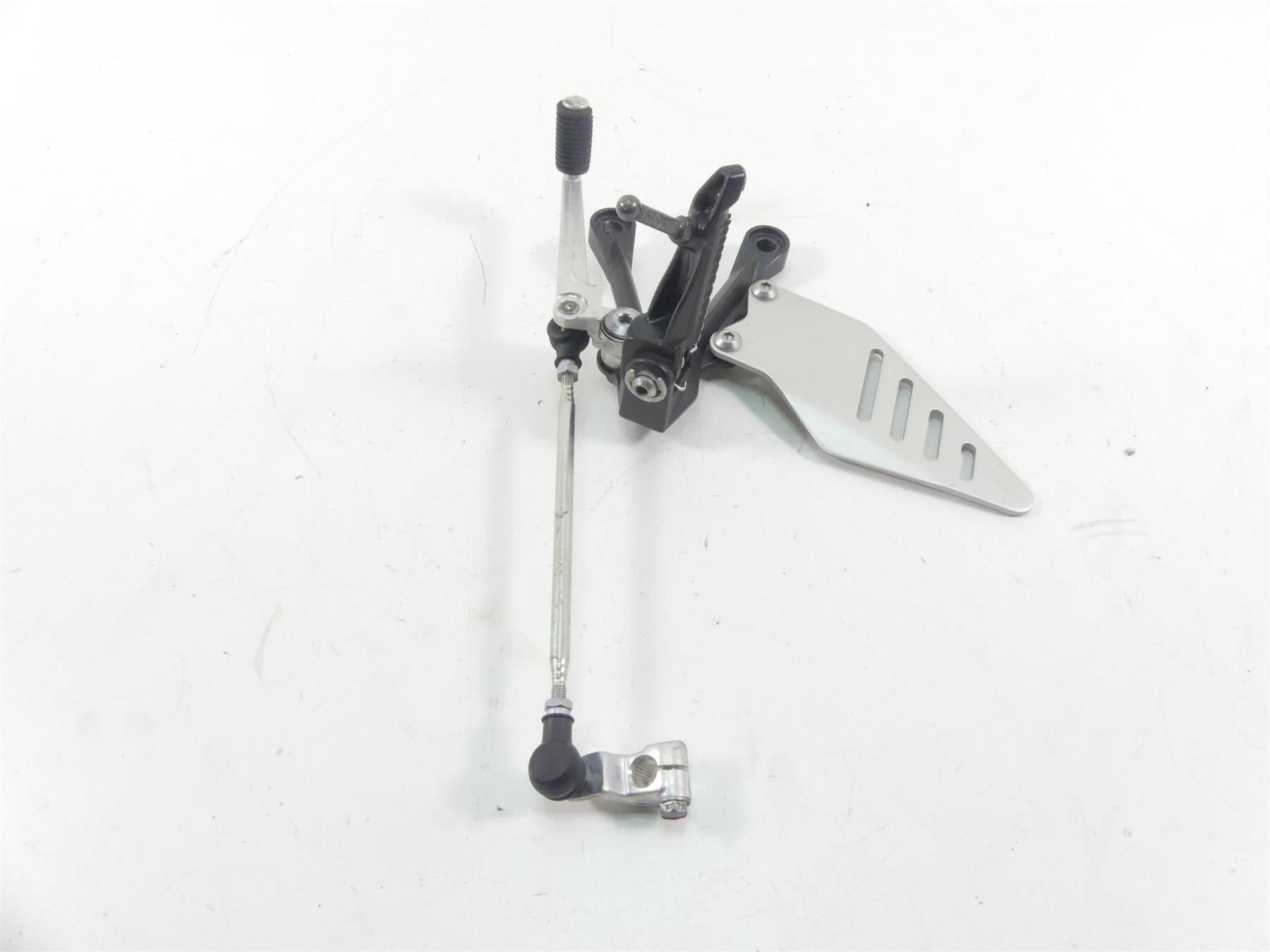 2013 Kawasaki ZX636 ZX6R Ninja Left Footpeg Foot Peg Shifter Set 35063-0160-18R {{ shop.shopifyCountryName }} - Mototech271