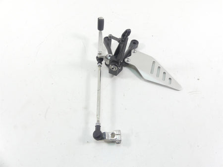 2013 Kawasaki ZX636 ZX6R Ninja Left Footpeg Foot Peg Shifter Set 35063-0160-18R {{ shop.shopifyCountryName }} - Mototech271