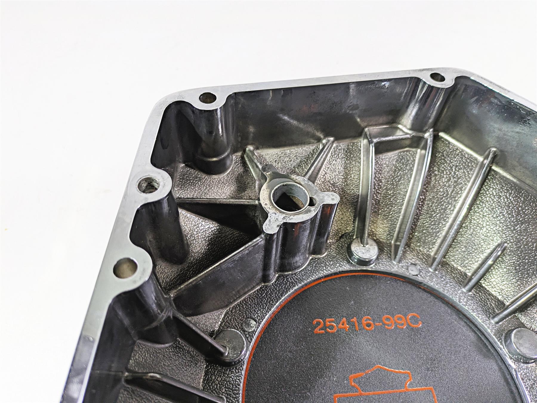 2004 Harley Softail FXSTDI Deuce Outer Primary Drive Clutch Cover 60506-99A {{ shop.shopifyCountryName }} - Mototech271