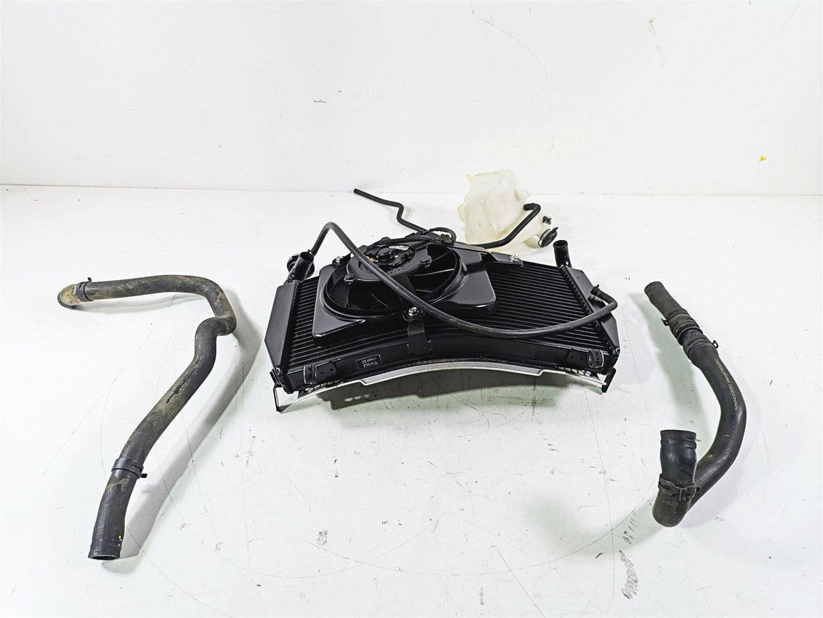 2015 Triumph Tiger Explorer XC Radiator Fan Reservoir Hoses Set T2100854 {{ shop.shopifyCountryName }} - Mototech271