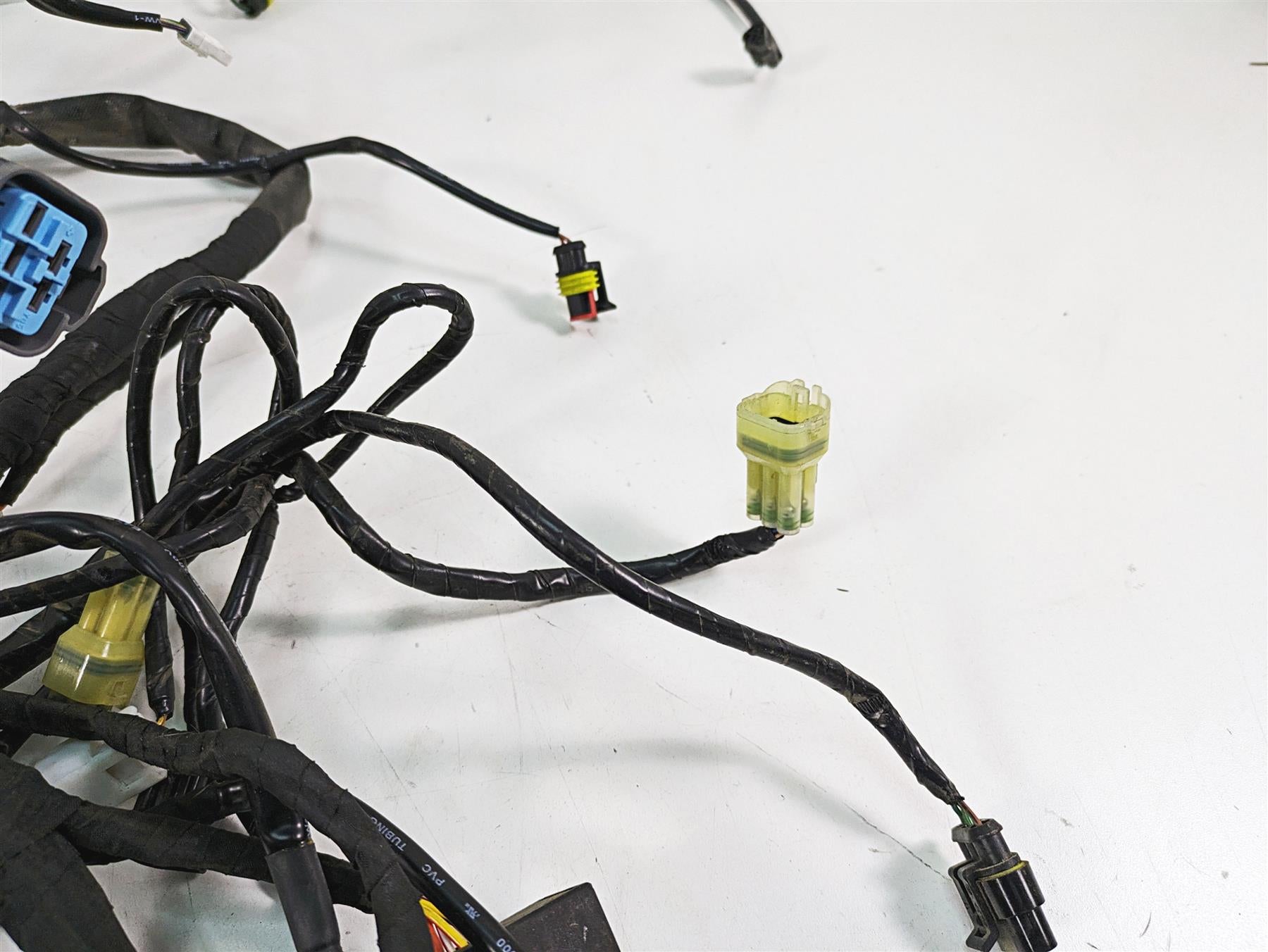 2018 KTM 1090 Adventure R Main & Engine Wiring Harness 60811075000 60411085100 {{ shop.shopifyCountryName }} - Mototech271