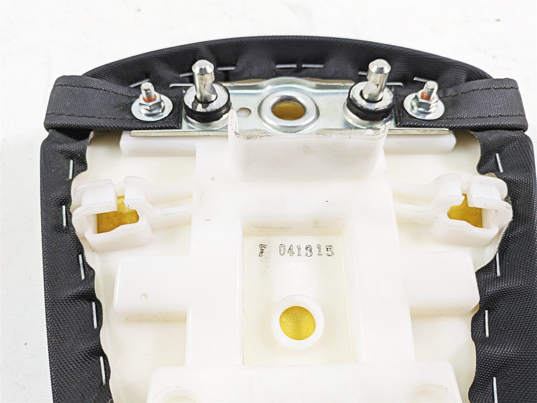2022 Suzuki GSXR 750 Rear Passenger Seat Pillion 45300-14J11-P3H {{ shop.shopifyCountryName }} - Mototech271