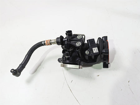 2017 Harley Touring FLHTKSE CVO E-Glide Intake & Injectors 27300121 {{ shop.shopifyCountryName }} - Mototech271