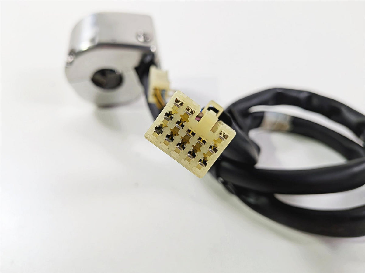 2006 Yamaha XVZ1300 Royal Star Left Hand Light Control Switch 1D6-83973-00-00 {{ shop.shopifyCountryName }} - Mototech271